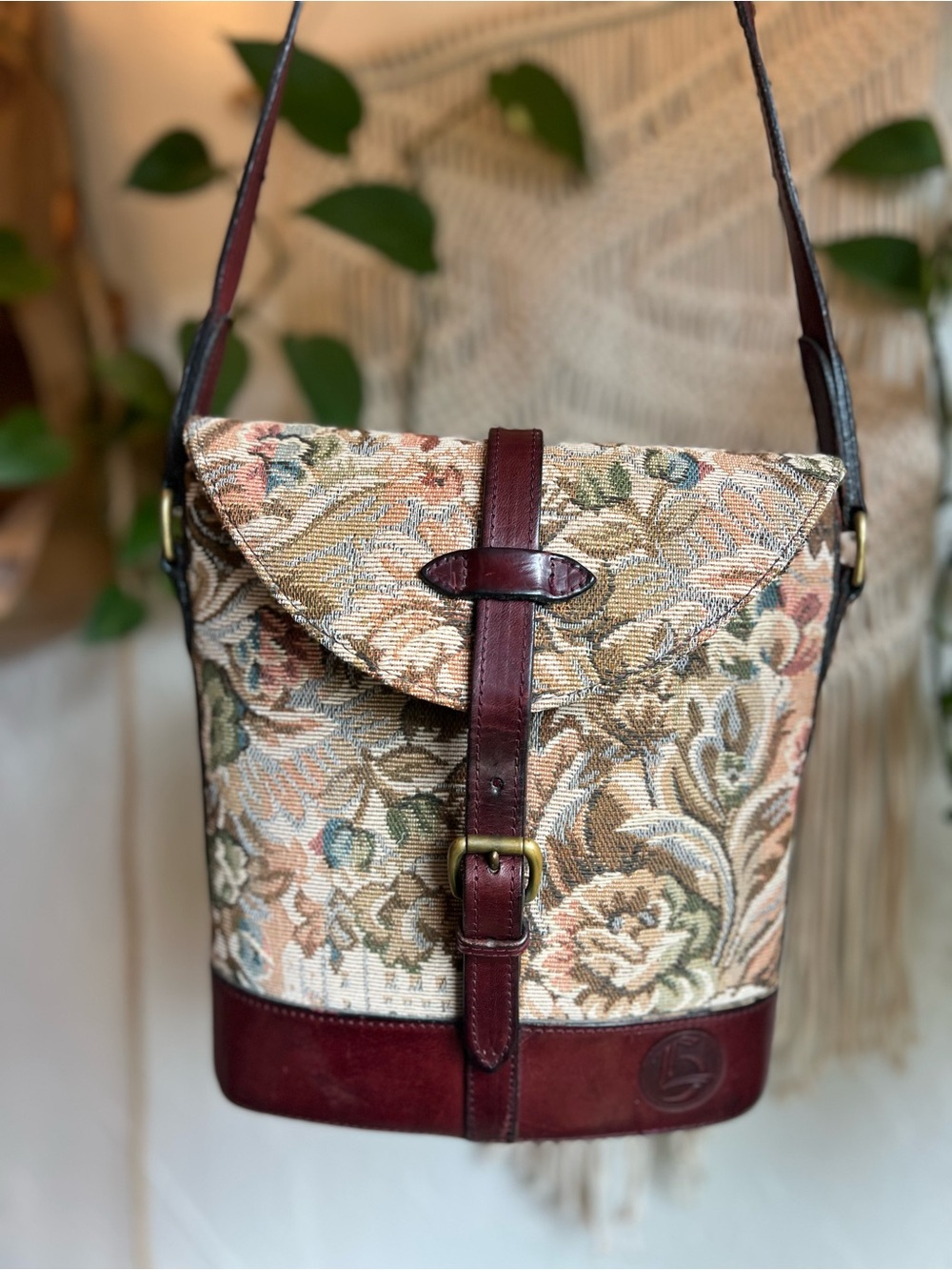 Vintage Floral Tapestry Crossbody Bag Leather Boho Cottagecore Bucket Purse - Picture 13 of 14